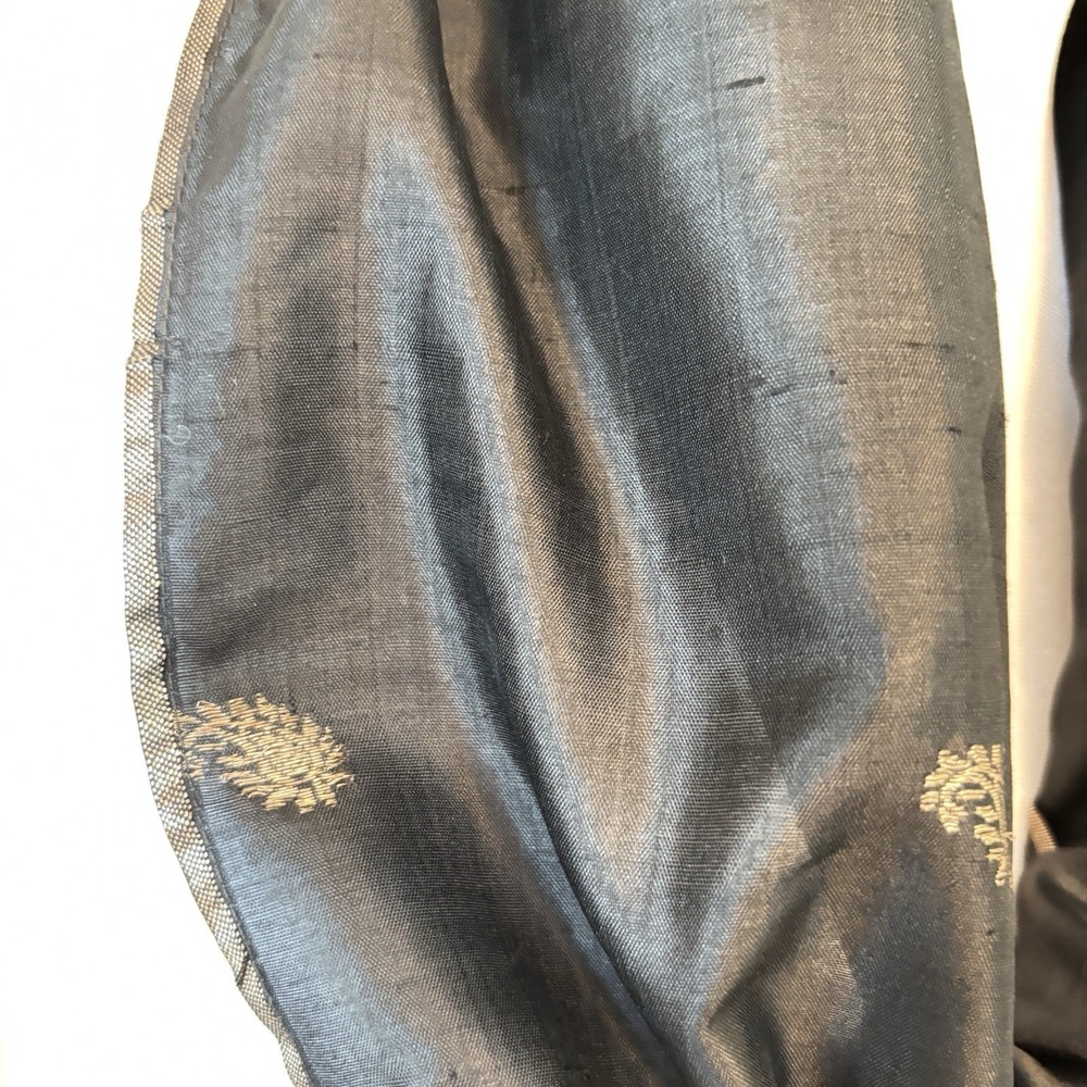 Royal Silk Scarf Black Silk With Gold Metallic Motif And Trim Elegant Art Lux - Picture 5 of 12